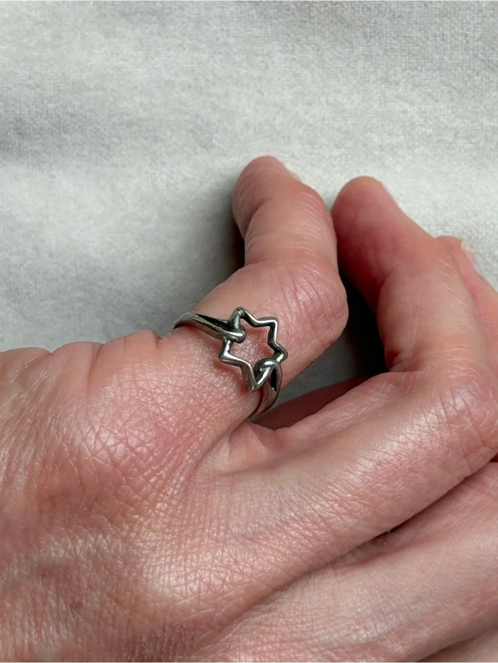 Solid 925 Sterling Silver Star Outline Ring